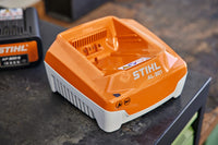 Thumbnail for Cargador Rápido AL 301 STIHL