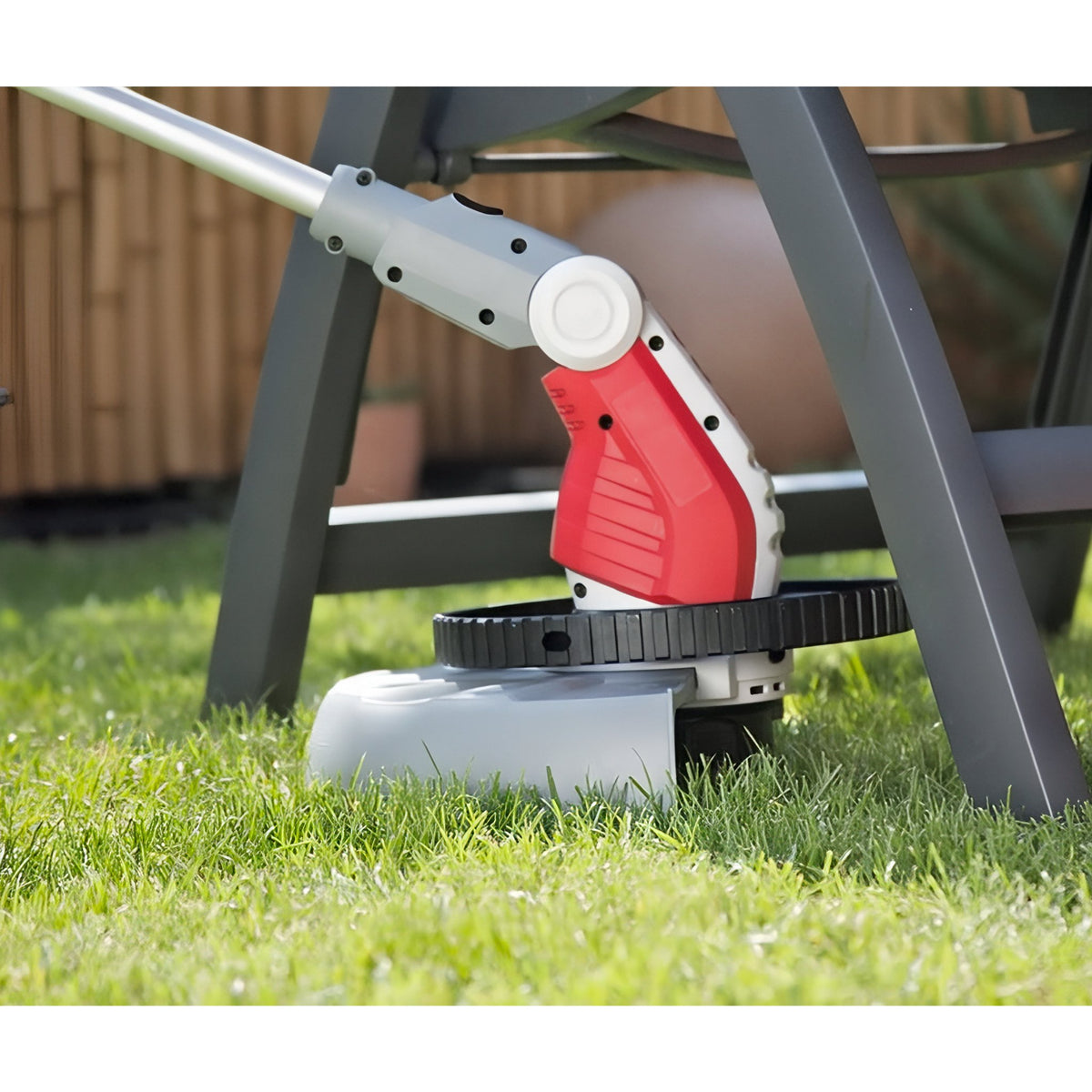 Cortabordes ANOVA elect. 600 w