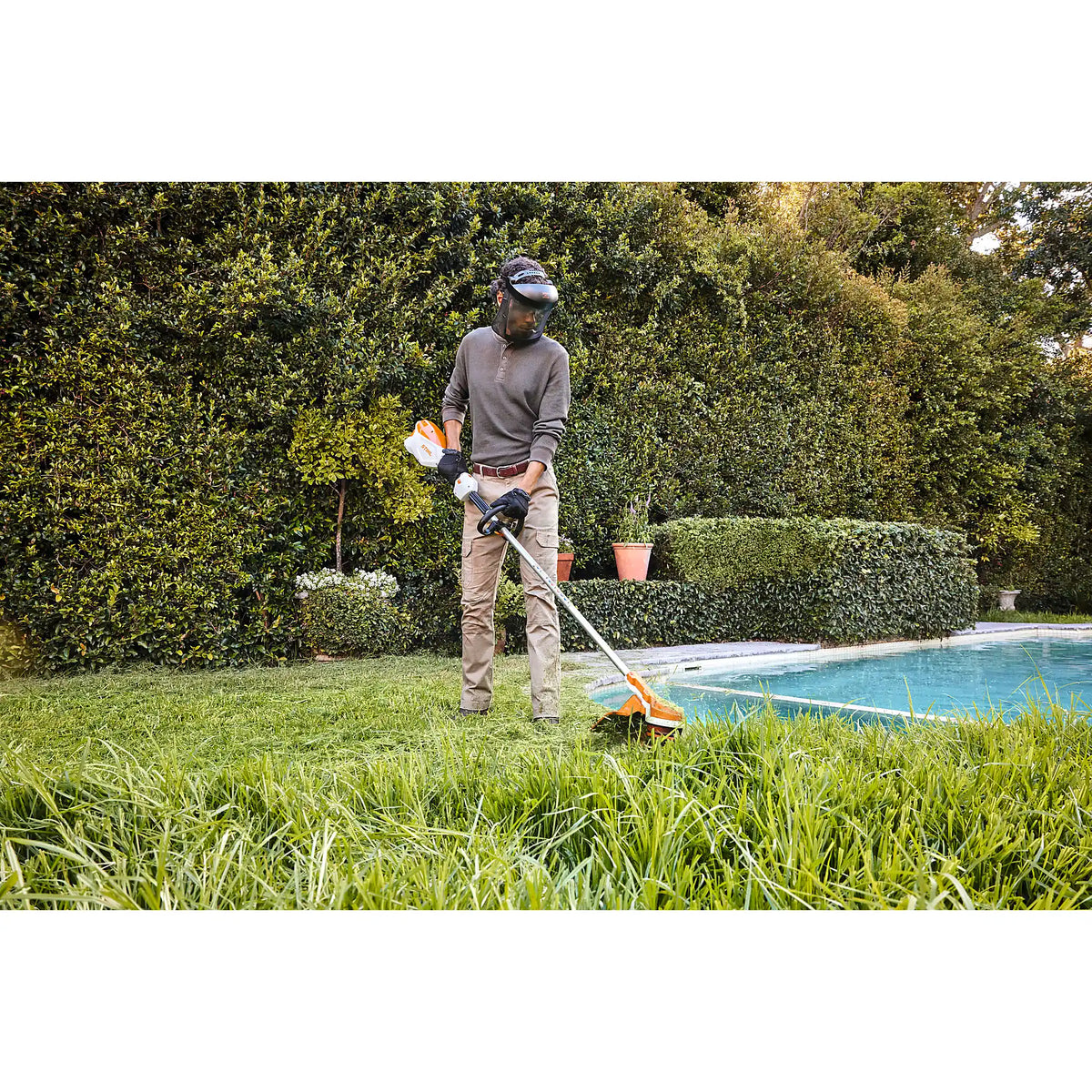 Desbrozadora STIHL FSA 110 R, sin batería ni cargador