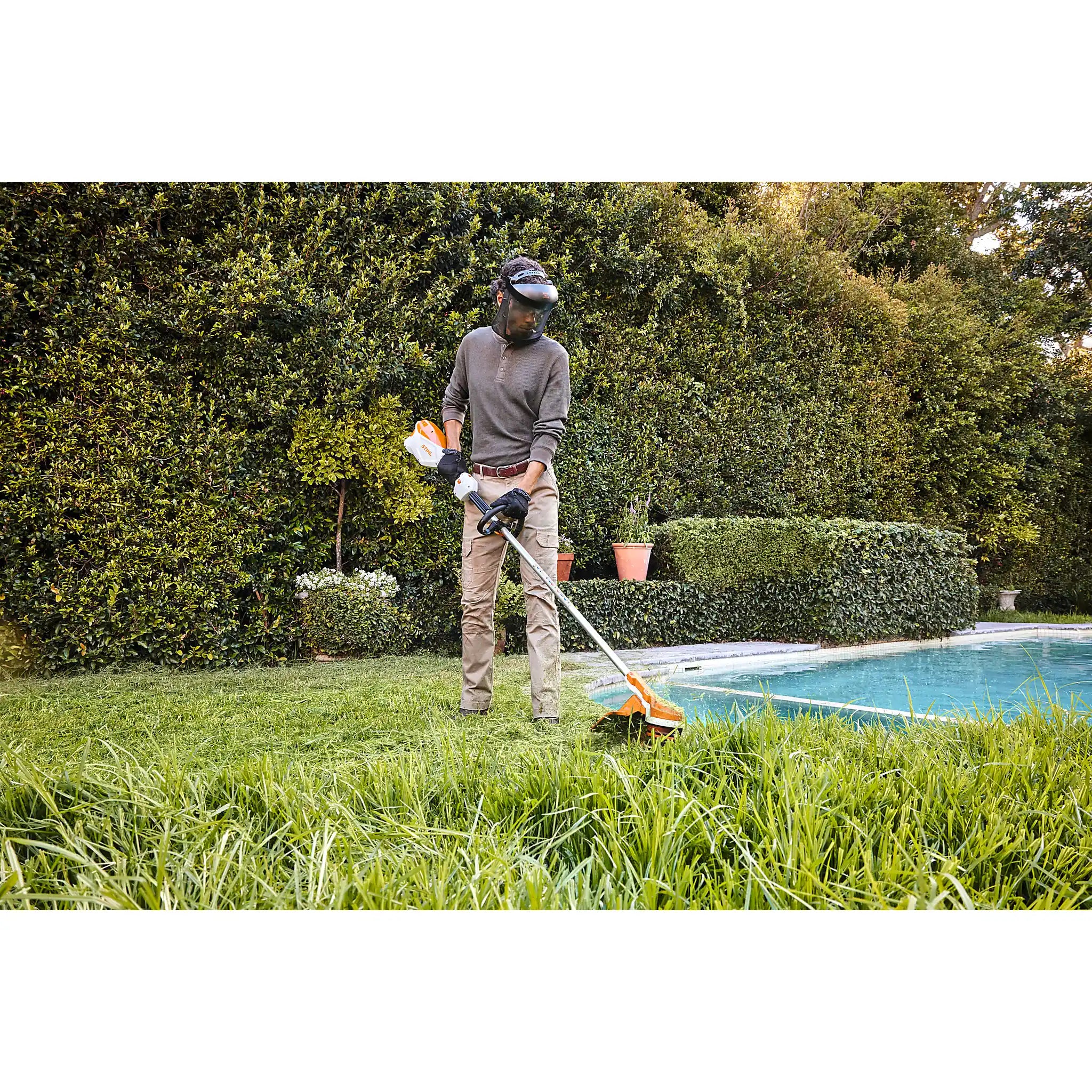 Desbrozadora STIHL FSA 110 R, sin batería ni cargador