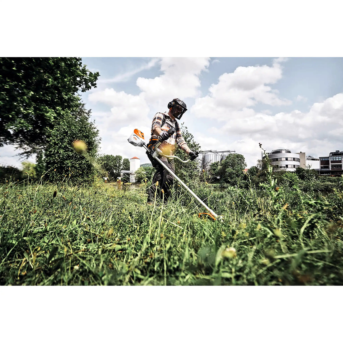 Desbrozadora STIHL FSA 250, sin batería ni cargador