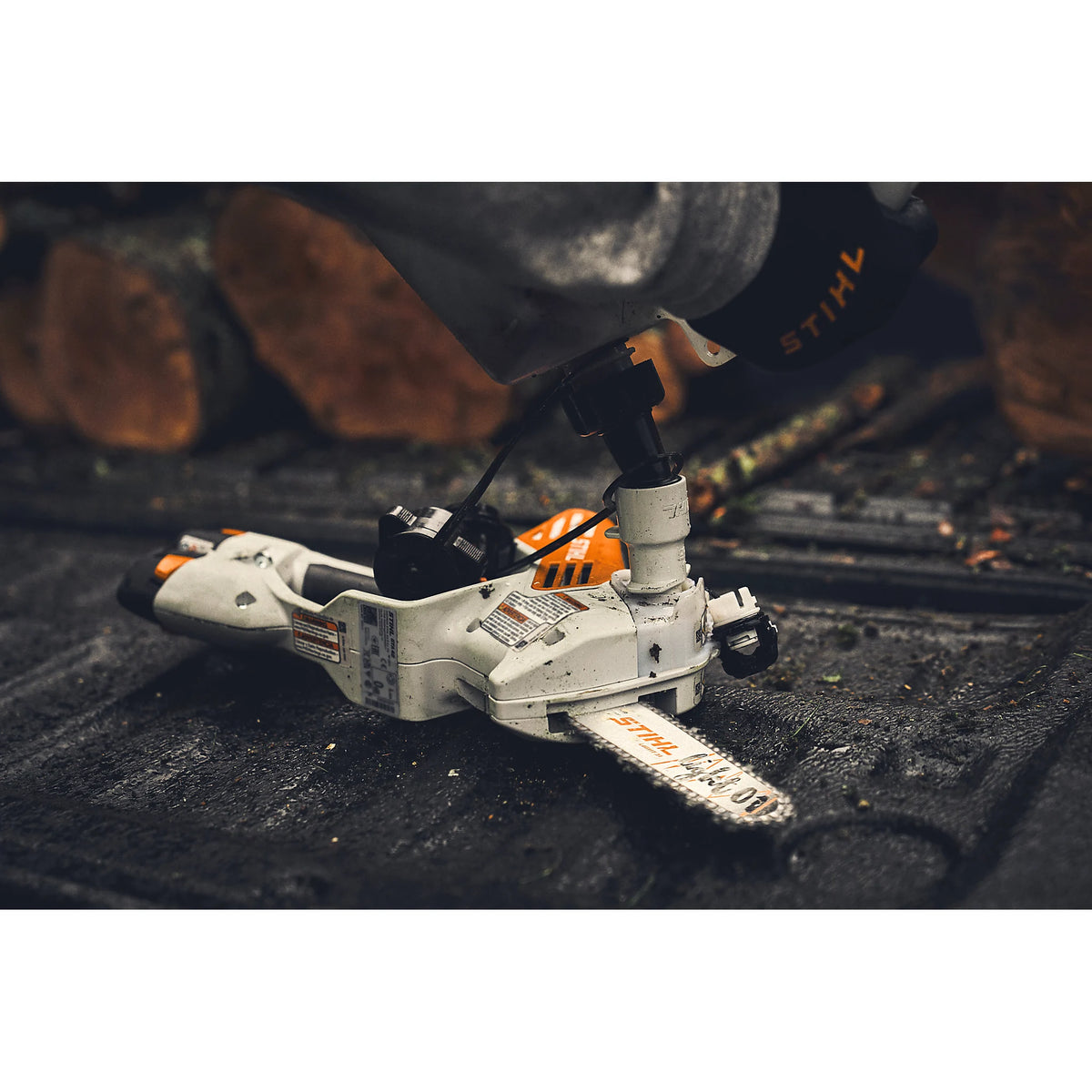 GTA 40 con 2 baterías AS 2 y cargador AL 5-2 STIHL