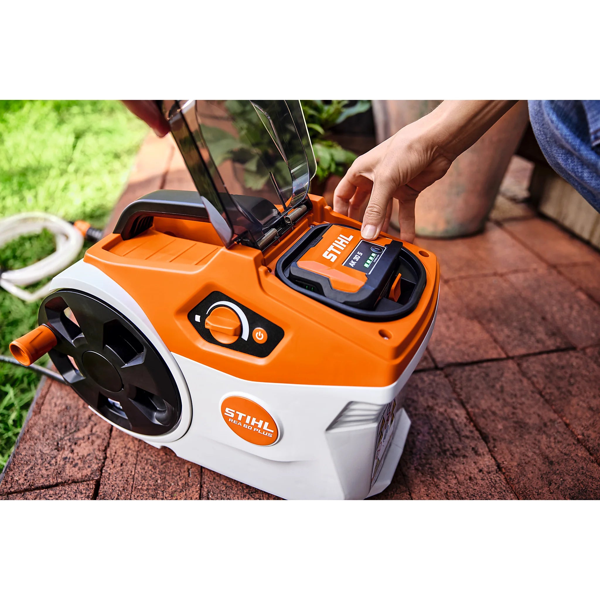 Hidrolimpiadora STIHL REA 60 PLUS, sin batería ni cargador