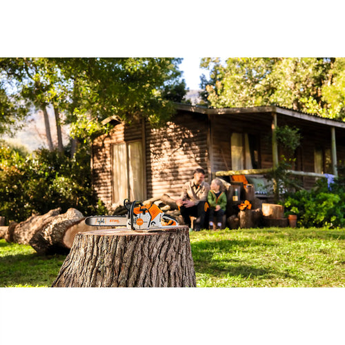 Motosierra de juguete con pilas incluidas STIHL