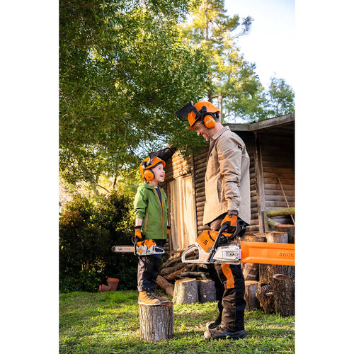 Motosierra de juguete con pilas incluidas STIHL
