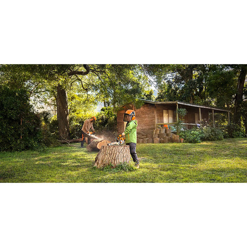 Motosierra de juguete con pilas incluidas STIHL