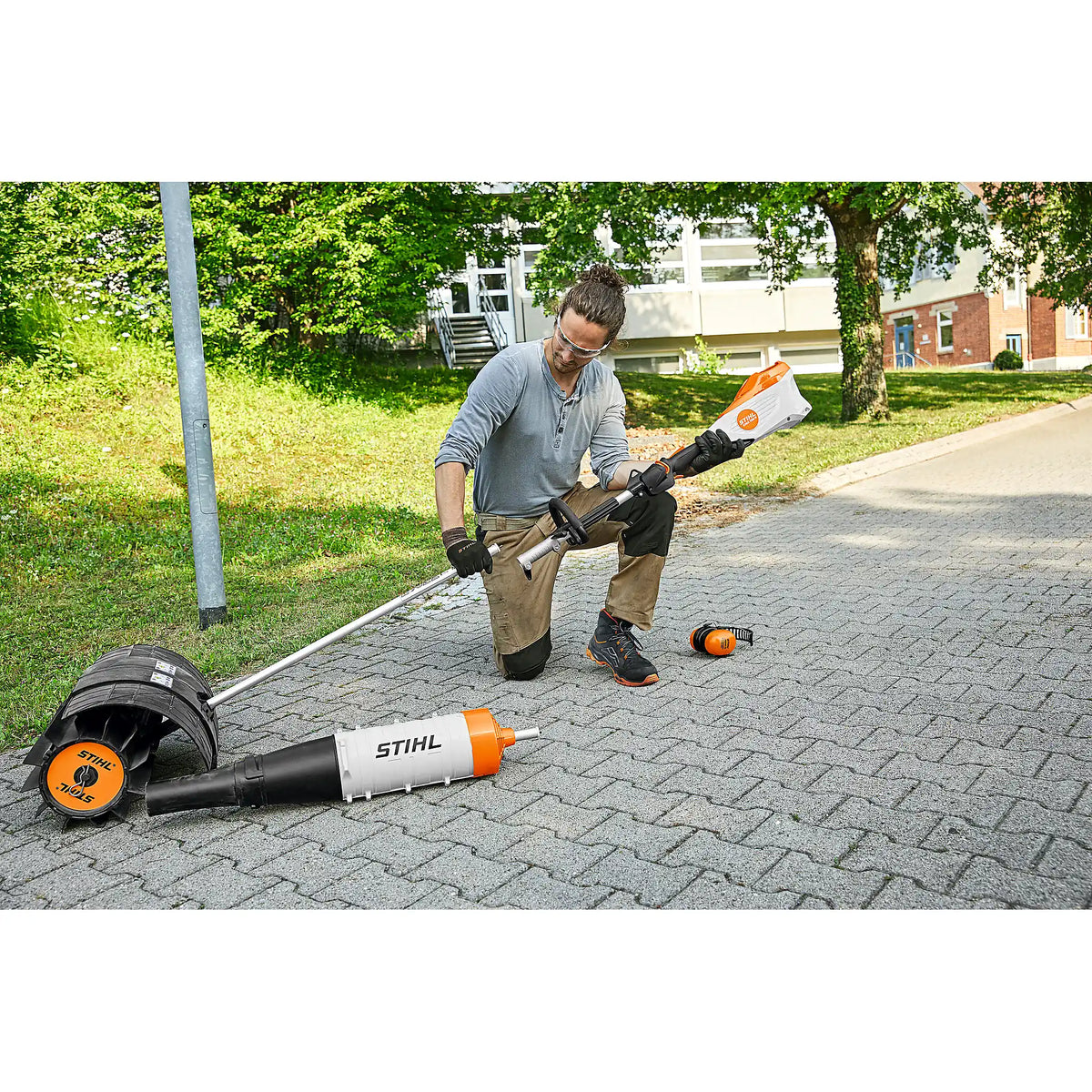 Sistema Combinado STIHL KMA 135 R, sin batería ni cargador
