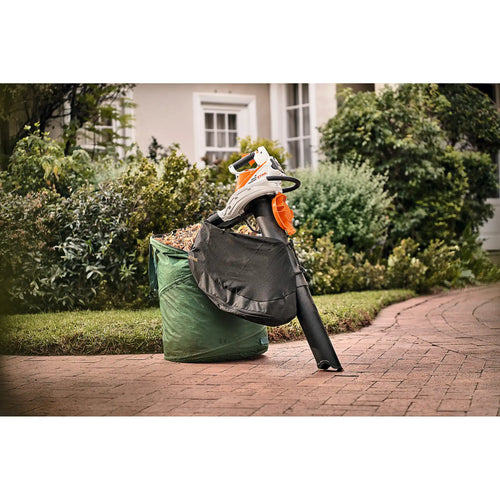 Sopladores STIHL SHA 56, SOPLADOR PICADORA ASPIRADORA, con batería AK 20 y cargador AL 101