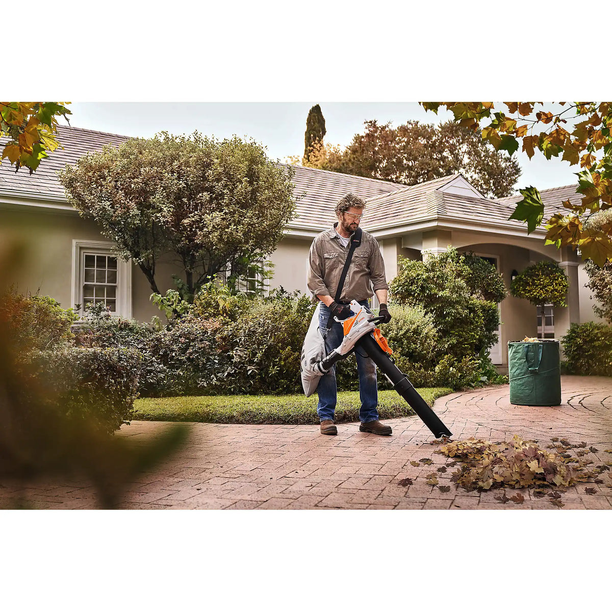 Sopladores STIHL SHA 56, SOPLADOR PICADORA ASPIRADORA, sin batería ni cargador