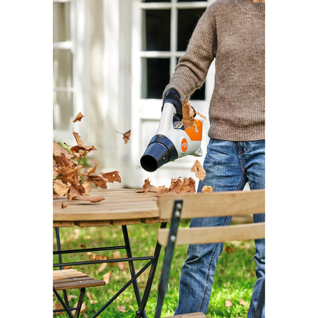 Sopladores STIHL SOPLADOR BGA 30, con 2 baterías AS 2 y cargador AL 1