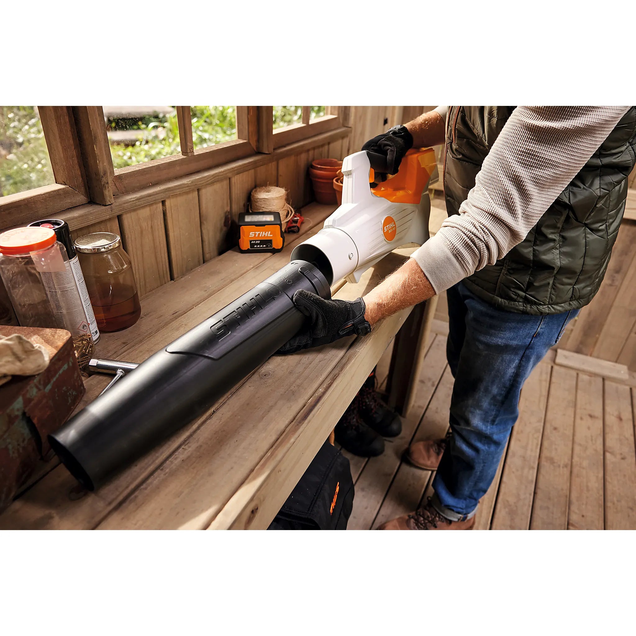 Sopladores STIHL SOPLADOR BGA 50, con batería AK 20 y cargador AL 101